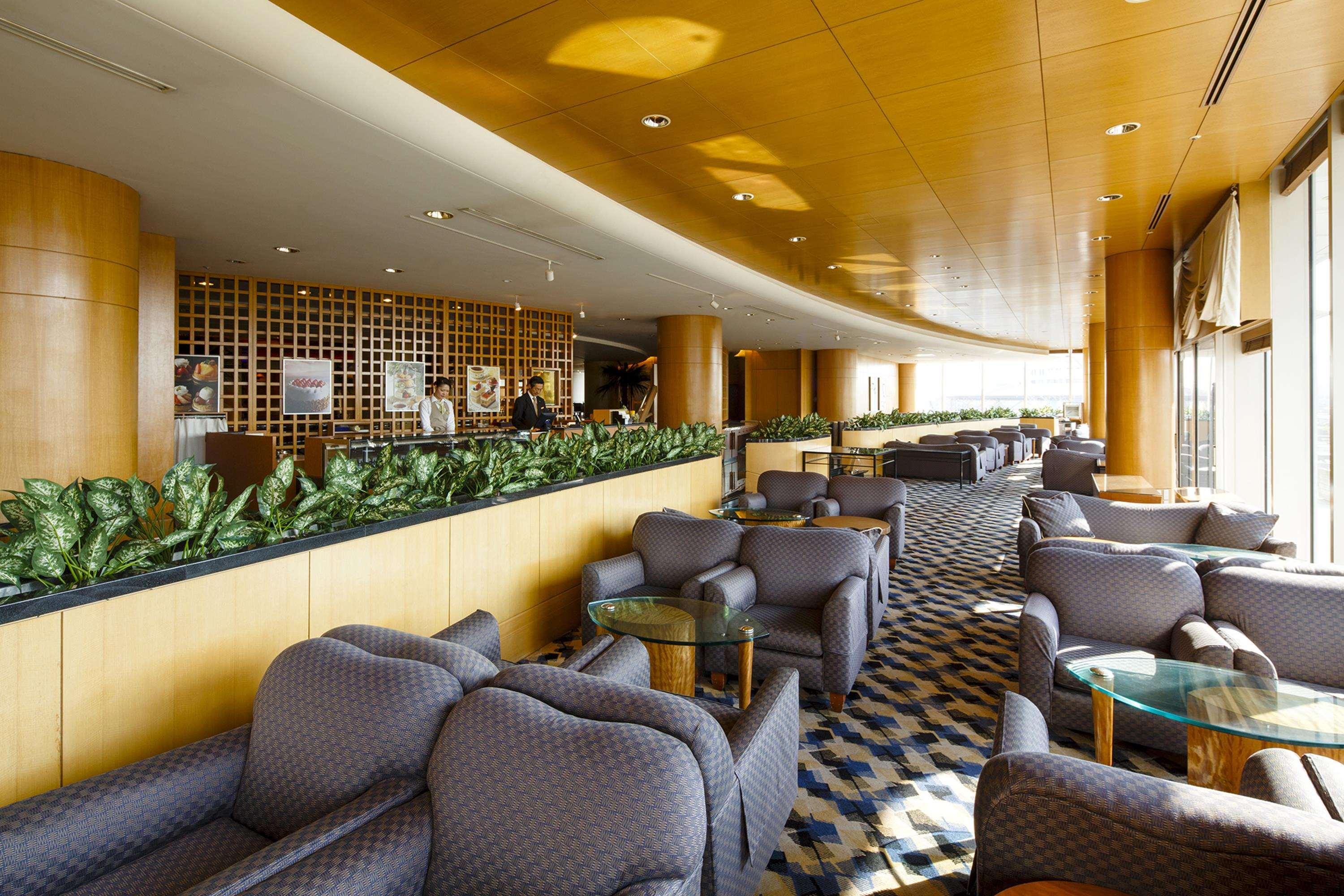 The Yokohama Bay Hotel Tokyu Exteriér fotografie The Goldair Lounge at Athens International Airport