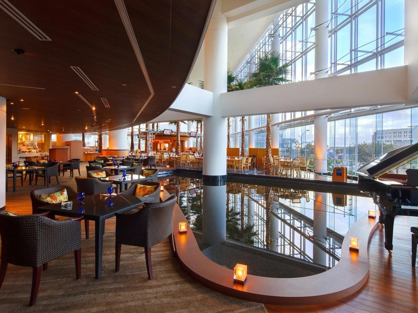 The Yokohama Bay Hotel Tokyu Exteriér fotografie The lobby lounge